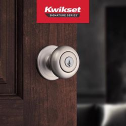 Kwikset Juno Signature Series Traditional Satin Nickel Entry Door Knob KW1 1-3/4 in.