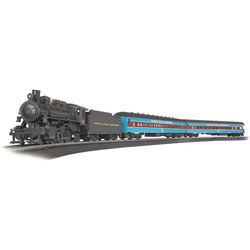 Bachmann North Pole Express Electric Train Set 22 pc