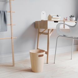 Umbra 2 gal Beige Wood Trash Can