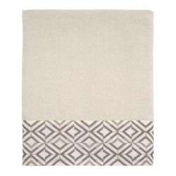 Avanti Linens Harlow Ivory Polyester Concentric Diamonds Bath Towel 1 pc