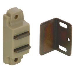 Richelieu Bare Brown Plastic Magnetic Latch 1 pk