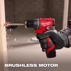 Milwaukee M12 3/8 in. Brushless Cordless Drill/Driver Kit (Battery & Charger)