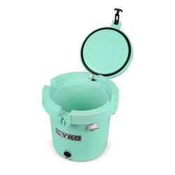 Yukon Outfitters Seafoam Green 20 qt Round Cooler