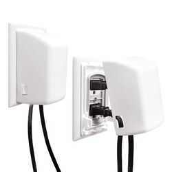 Dreambaby White Plastic Outlet Cover 2 pk