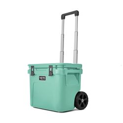 YETI Roadie 32 Seafoam Green 32 qt Roller Cooler