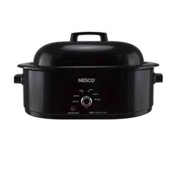 Nesco Black Porcelain 18 qt Roaster Oven 17 in. H X 13 in. W X 24 in. L
