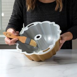 Nordic Ware Beechwood Pastry Brush