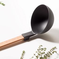 Epicurean Gourmet Black/Natural Nylon/Paper Composite Ladle