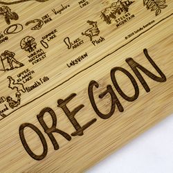 Totally Bamboo A Slice of Life 11 in. L X 8.75 in. W X 0.5 in. Bamboo Cutting Board
