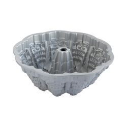 Nordic Ware 10 in. W X 10 in. L 10 in. Very Merry Bundt Pan Silver