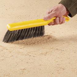 Rubbermaid 1-1/2 in. W Soft Bristle 4 in. Plastic Handle Counter Brush