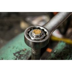 Century Drill & Tool Metric 8 X1.5 mm Right Hand Re-Threading Die