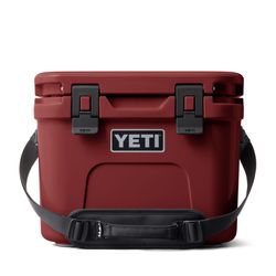YETI Roadie 15 Stag Red 15 qt Hard Cooler