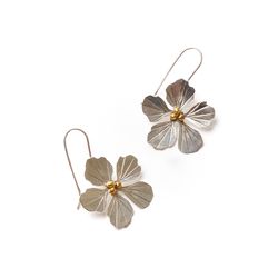 Matr Boomie Women's Sayuri Flower Gold/Silver Earrings