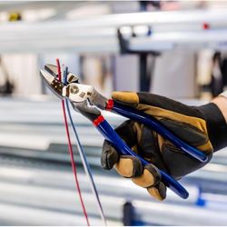 Southwire 9 in. L High-Leverage Side Cutting Plier