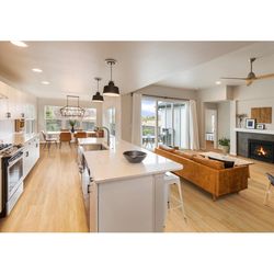 CALI 7.12 in. W X 48 in. L Blonde Ale Vinyl Plank Flooring 23.77 sq ft