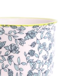 Chive Liberte 4.25 in. D Ceramic Flower Pot Green Flowers