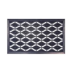 Southern Oaks 18 in. W X 30 in. L Black Trellis Eye Rubber Utility Mat