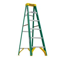 Werner 6 ft. H Fiberglass Step Ladder Type II 225 lb. cap.
