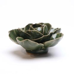 Chive English Garden 1.8 in. H X 3.7 in. L Glazed Green Ceramic Ranunculus Wall Flower