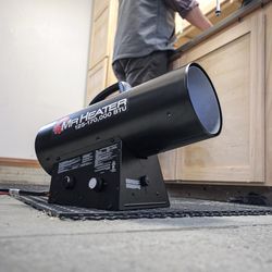 Mr. Heater 170,000 Btu/h 4,250 sq ft Forced Air Propane Portable Heater