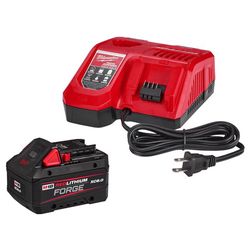 Milwaukee 18V REDLITHIUM FORGE Rapid Charger Starter Kit 12 Ah Lithium-Ion Battery and Charger 2 pc