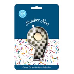 R&M International Corp #9 4 in. W X 6 in. L Cookie Cutter Silver 1 pc