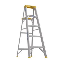 Werner 5 ft. H Aluminum Step Ladder Type I 250 lb. cap.
