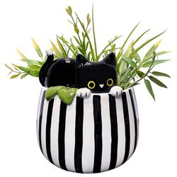 Streamline Ceramic Planter Black/White