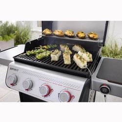 Weber Spirit EX-425C 4 Burner Natural Gas Grill Black