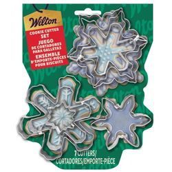Wilton Snowflake Cookie Cutter Set 7 pc