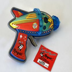 Regal Retro Space Blaster