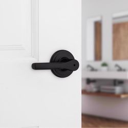 Kwikset Henley Matte Black Privacy Lever