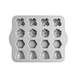 Nordic Ware 12 in. W X 10 in. L Busy Bee Cakelet Pan