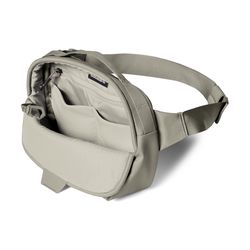 YETI Ranchero Crossbody 4L Green Crossbody 7.09 in. H X 11.42 in. W
