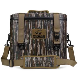 Yukon Outfitters Realtree Original 30 cans Cooler Tote