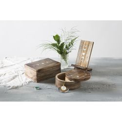 Matr Boomie Brown/White Home and Decor Indukala Smartphone Dock 5.75 ft. L