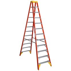 Werner 12 ft. H Fiberglass Step Ladder Type IA 300 lb. cap.