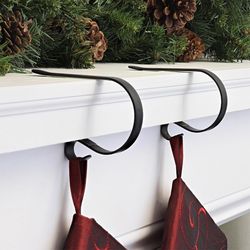 Haute Decor MantleClip Black Stocking Holder 2 in.