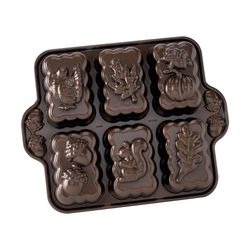 Nordic Ware 9 in. W X 11 in. L Harvest Cakelet Pan Brown 1 pc