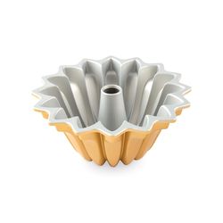 Nordic Ware 8 in. W X 8 in. L 8 in. Lotus Bundt Pan Gold 1 pc