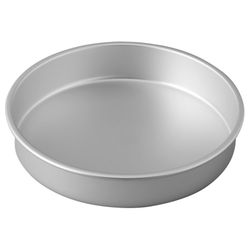 Wilton 10 in. Aluminum Round Cake Pan