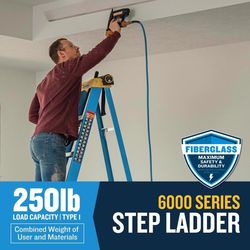 Werner 6 ft. H Fiberglass Step Ladder Type I 250 lb. cap.