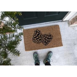 Entryways 18 in. W X 30 in. L Natural Pair of Pine Cones Coir Door Mat