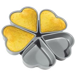 Fox Run 9 in. W X 9 in. L Heart Cake Pan