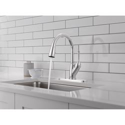 Delta One Handle Chrome Pull-Down Kitchen Faucet