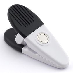 Magnet Source 3.5 in. L X 1.25 in. W Black/White Neodymium/Plastic Magnetic Clips 2 pc