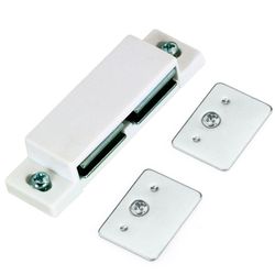 Richelieu 0.5 in. H X 3 in. W X 0.75 in. D Plastic Double Magnetic Catch