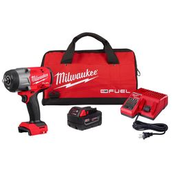 Milwaukee M18 FUEL 1/2 in. Cordless Brushless High Torque Impact Wrench Kit (Battery & Charger)
