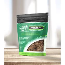 Big Green Egg All Natural Whiskey Wood Smoking Chips 180 cu in